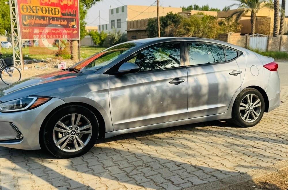 هيونداي النترا